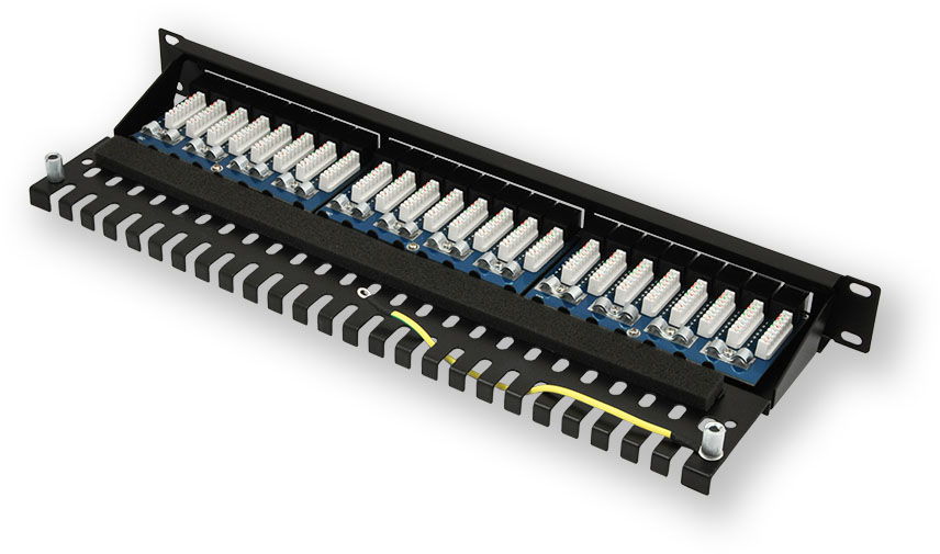 Lan-tec Cat 5e UTP patch panel — 1U 24-port for terminating copper cabling in a 19" cabinet