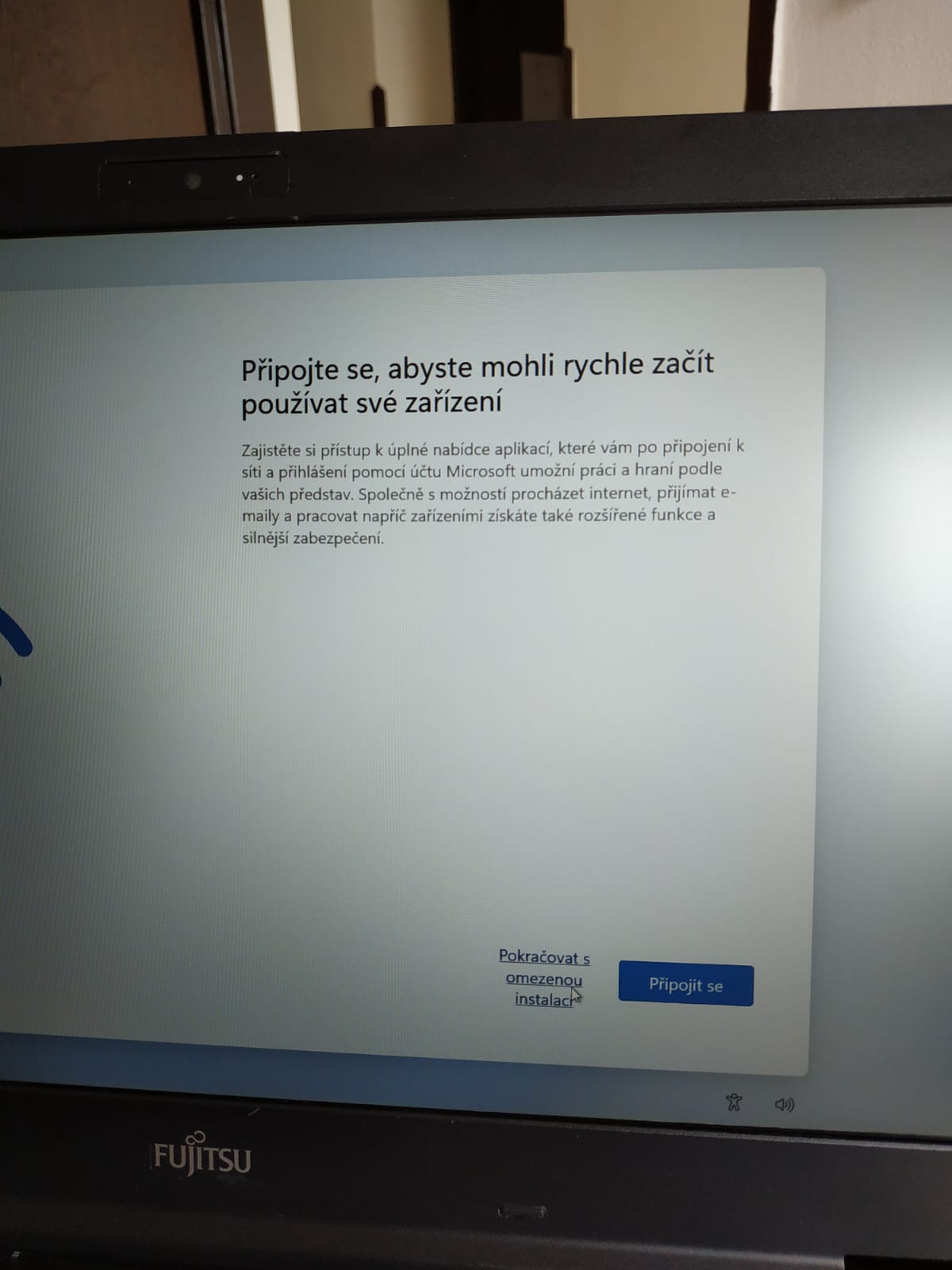 Windows 11 — volba „Nemám internet“ po restartu OOBE