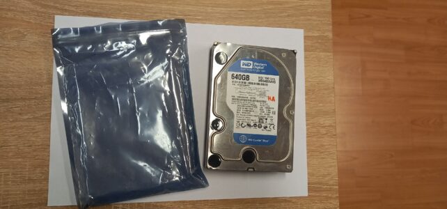Jak poslat pevný disk (HDD/SSD) nebo mobil?